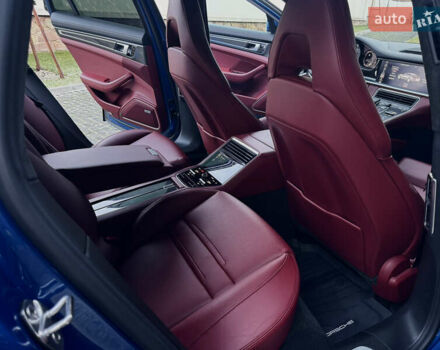 Синий Порше Панамера, объемом двигателя 2.89 л и пробегом 67 тыс. км за 69000 $, фото 15 на Automoto.ua