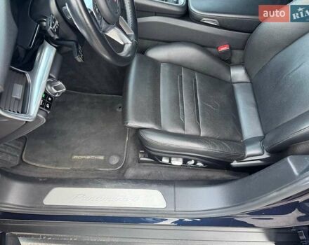 Синій Порше Panamera, об'ємом двигуна 2.89 л та пробігом 71 тис. км за 69900 $, фото 31 на Automoto.ua
