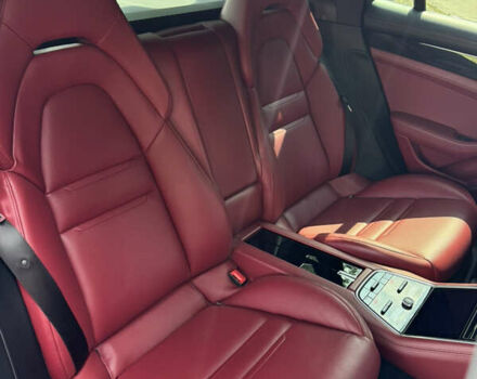 Синій Порше Panamera, об'ємом двигуна 3 л та пробігом 80 тис. км за 80000 $, фото 12 на Automoto.ua