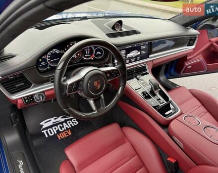 Синий Порше Панамера, объемом двигателя 4 л и пробегом 64 тыс. км за 79990 $, фото 79 на Automoto.ua