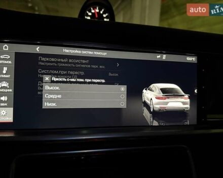 Синий Порше Панамера, объемом двигателя 4 л и пробегом 64 тыс. км за 79990 $, фото 108 на Automoto.ua