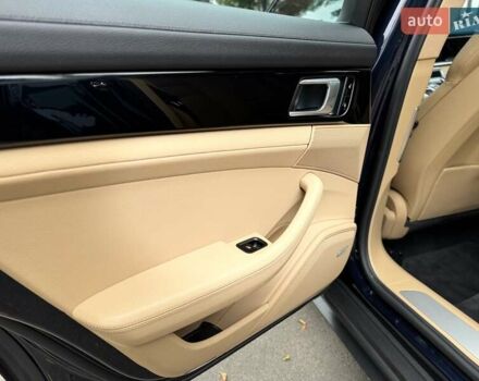 Синій Порше Panamera, об'ємом двигуна 3 л та пробігом 89 тис. км за 49500 $, фото 20 на Automoto.ua