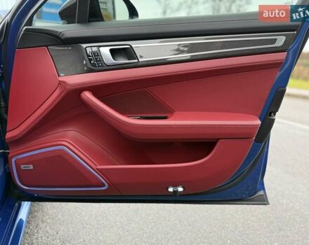 Синий Порше Панамера, объемом двигателя 4 л и пробегом 64 тыс. км за 79990 $, фото 44 на Automoto.ua