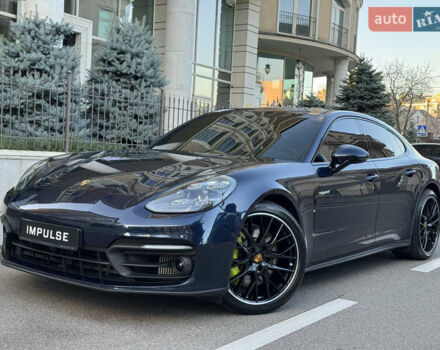 Синій Порше Panamera, об'ємом двигуна 2.89 л та пробігом 77 тис. км за 84000 $, фото 2 на Automoto.ua