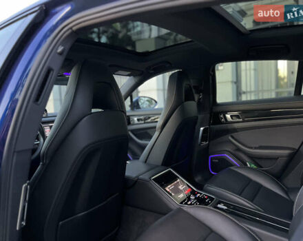 Синій Порше Panamera, об'ємом двигуна 2.89 л та пробігом 70 тис. км за 85000 $, фото 31 на Automoto.ua