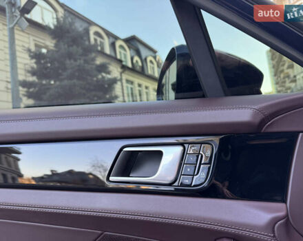 Синій Порше Panamera, об'ємом двигуна 2.89 л та пробігом 77 тис. км за 84000 $, фото 39 на Automoto.ua