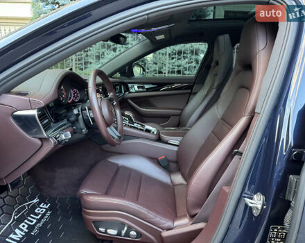 Синій Порше Panamera, об'ємом двигуна 2.89 л та пробігом 77 тис. км за 84000 $, фото 25 на Automoto.ua