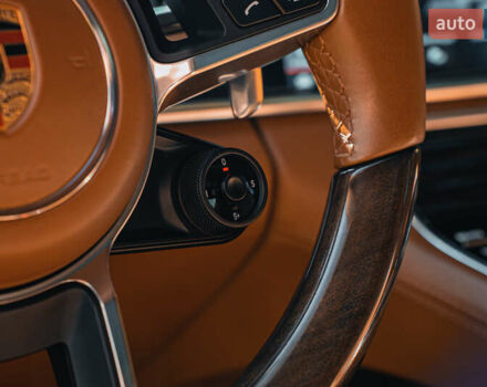 Синій Порше Panamera, об'ємом двигуна 3 л та пробігом 71 тис. км за 73000 $, фото 65 на Automoto.ua