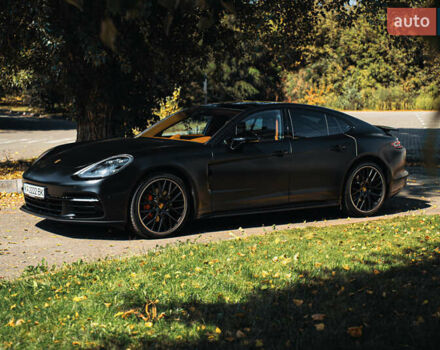 Синій Порше Panamera, об'ємом двигуна 3 л та пробігом 71 тис. км за 73000 $, фото 5 на Automoto.ua