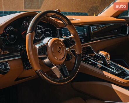 Синій Порше Panamera, об'ємом двигуна 3 л та пробігом 71 тис. км за 73000 $, фото 66 на Automoto.ua