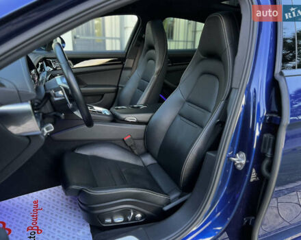 Синій Порше Panamera, об'ємом двигуна 2.89 л та пробігом 70 тис. км за 85000 $, фото 28 на Automoto.ua
