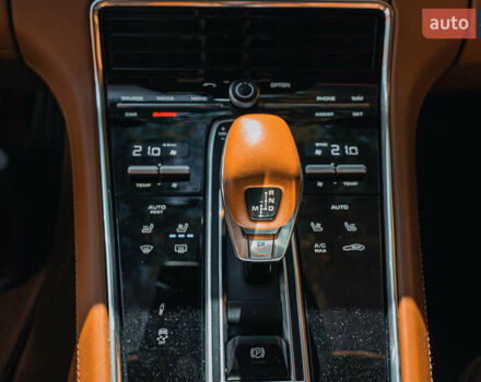 Синій Порше Panamera, об'ємом двигуна 3 л та пробігом 71 тис. км за 73000 $, фото 71 на Automoto.ua