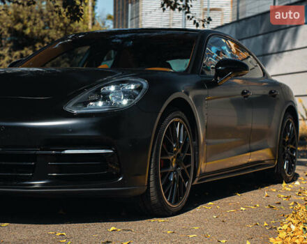 Синій Порше Panamera, об'ємом двигуна 3 л та пробігом 71 тис. км за 73000 $, фото 27 на Automoto.ua