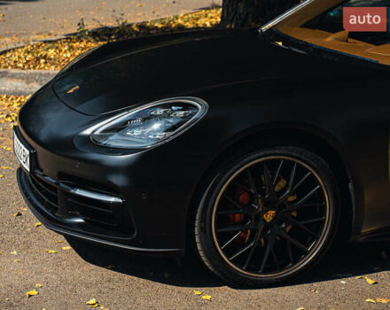 Синій Порше Panamera, об'ємом двигуна 3 л та пробігом 71 тис. км за 73000 $, фото 29 на Automoto.ua