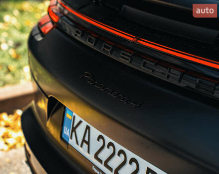 Синій Порше Panamera, об'ємом двигуна 3 л та пробігом 71 тис. км за 73000 $, фото 42 на Automoto.ua