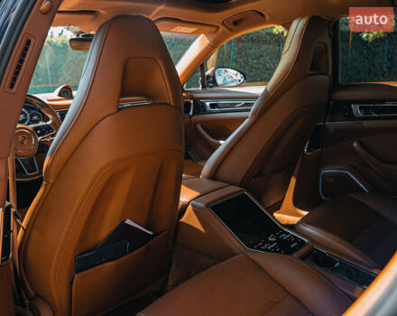 Синій Порше Panamera, об'ємом двигуна 3 л та пробігом 71 тис. км за 73000 $, фото 56 на Automoto.ua