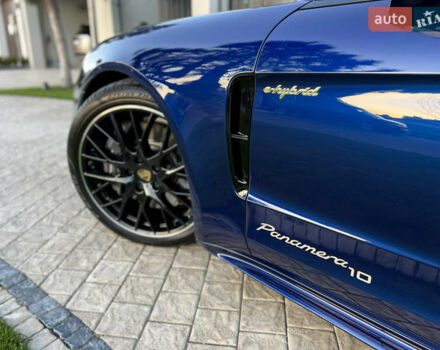 Синій Порше Panamera, об'ємом двигуна 2.89 л та пробігом 70 тис. км за 85000 $, фото 21 на Automoto.ua
