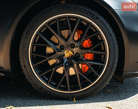 Синій Порше Panamera, об'ємом двигуна 3 л та пробігом 71 тис. км за 73000 $, фото 16 на Automoto.ua