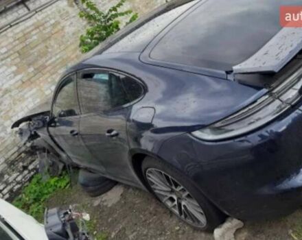Синій Порше Panamera, об'ємом двигуна 2.89 л та пробігом 31 тис. км за 38000 $, фото 3 на Automoto.ua