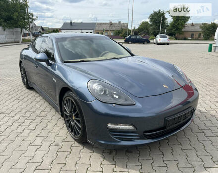 Синій Порше Panamera, об'ємом двигуна 3.61 л та пробігом 126 тис. км за 27800 $, фото 1 на Automoto.ua