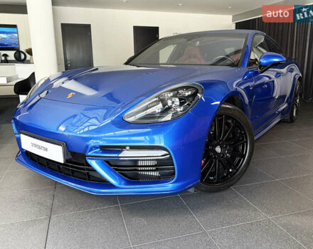 Синій Порше Panamera, об'ємом двигуна 4 л та пробігом 48 тис. км за 85000 $, фото 1 на Automoto.ua