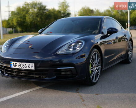 Синій Порше Panamera, об'ємом двигуна 2.89 л та пробігом 57 тис. км за 75000 $, фото 1 на Automoto.ua