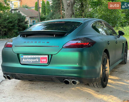 Зелений Порше Panamera, об'ємом двигуна 4.8 л та пробігом 180 тис. км за 15340 $, фото 9 на Automoto.ua