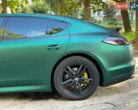 Зелений Порше Panamera, об'ємом двигуна 4.8 л та пробігом 180 тис. км за 15340 $, фото 13 на Automoto.ua