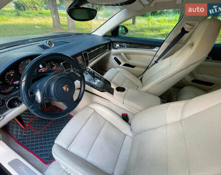 Зелений Порше Panamera, об'ємом двигуна 4.8 л та пробігом 180 тис. км за 15340 $, фото 25 на Automoto.ua