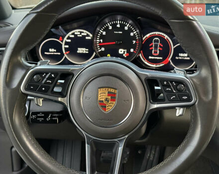Зелений Порше Panamera, об'ємом двигуна 3 л та пробігом 70 тис. км за 46500 $, фото 16 на Automoto.ua