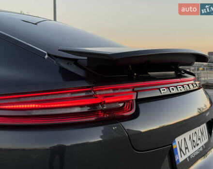 Зелений Порше Panamera, об'ємом двигуна 3 л та пробігом 70 тис. км за 46500 $, фото 10 на Automoto.ua