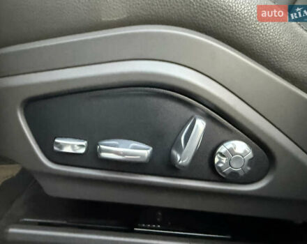 Зелений Порше Panamera, об'ємом двигуна 3 л та пробігом 70 тис. км за 46500 $, фото 25 на Automoto.ua