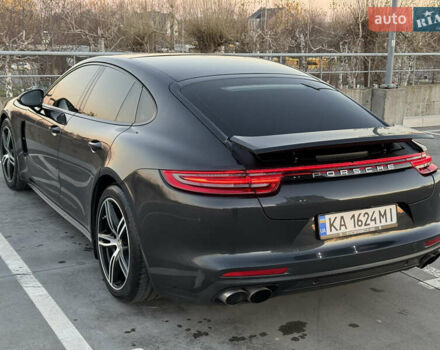 Зелений Порше Panamera, об'ємом двигуна 3 л та пробігом 70 тис. км за 46500 $, фото 8 на Automoto.ua