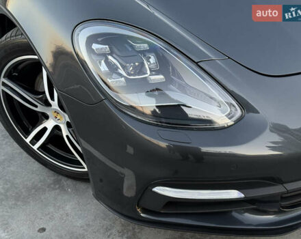 Зелений Порше Panamera, об'ємом двигуна 3 л та пробігом 70 тис. км за 46500 $, фото 11 на Automoto.ua