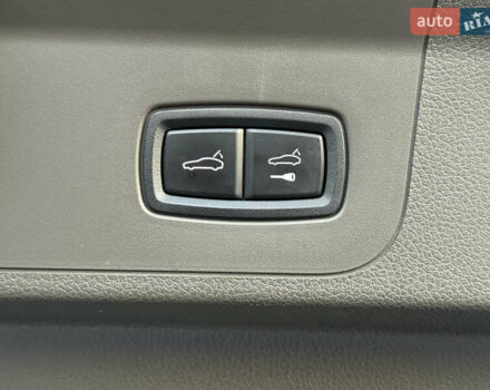 Зелений Порше Panamera, об'ємом двигуна 3 л та пробігом 70 тис. км за 46500 $, фото 35 на Automoto.ua