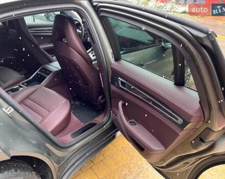 Зеленый Порше Панамера, объемом двигателя 2.9 л и пробегом 15 тыс. км за 119900 $, фото 47 на Automoto.ua