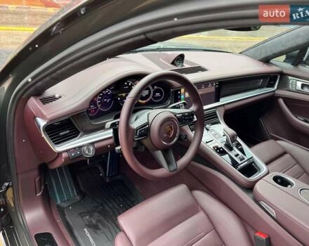 Зеленый Порше Панамера, объемом двигателя 2.9 л и пробегом 15 тыс. км за 119900 $, фото 16 на Automoto.ua