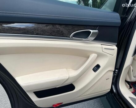 Зелений Порше Panamera, об'ємом двигуна 4.8 л та пробігом 180 тис. км за 17990 $, фото 21 на Automoto.ua