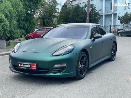 Порше Panamera 2010 у Києві на Automoto.ua Зелений Порше Panamera, об'ємом двигуна 4.8 л та пробігом 180 тис. км за 17990 $, фото 1 на Automoto.ua
