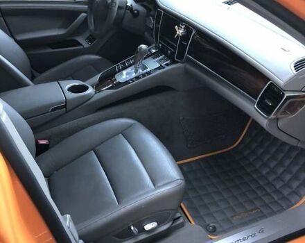 Оранжевый Порше Панамера, объемом двигателя 3.61 л и пробегом 297 тыс. км за 13500 $, фото 4 на Automoto.ua