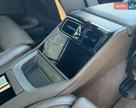 Помаранчевий Порше Panamera, об'ємом двигуна 4 л та пробігом 20 тис. км за 278000 $, фото 28 на Automoto.ua