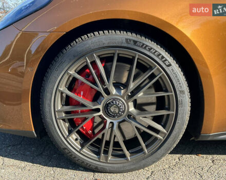 Помаранчевий Порше Panamera, об'ємом двигуна 4 л та пробігом 20 тис. км за 278000 $, фото 13 на Automoto.ua