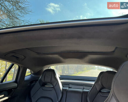 Помаранчевий Порше Panamera, об'ємом двигуна 4 л та пробігом 20 тис. км за 278000 $, фото 25 на Automoto.ua