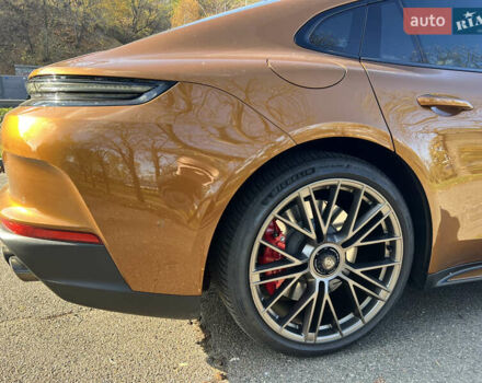 Помаранчевий Порше Panamera, об'ємом двигуна 4 л та пробігом 20 тис. км за 278000 $, фото 10 на Automoto.ua