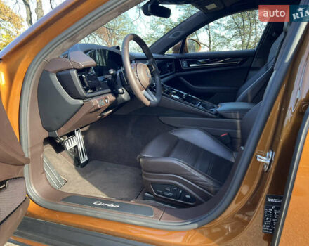 Помаранчевий Порше Panamera, об'ємом двигуна 4 л та пробігом 20 тис. км за 278000 $, фото 15 на Automoto.ua