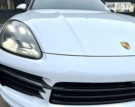 Білий Порше Cayenne Coupe, об'ємом двигуна 3 л та пробігом 6 тис. км за 105000 $, фото 22 на Automoto.ua