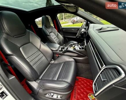 Білий Порше Cayenne Coupe, об'ємом двигуна 2.89 л та пробігом 80 тис. км за 85500 $, фото 25 на Automoto.ua
