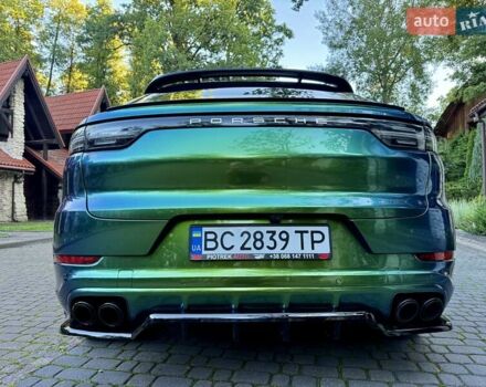 Белый Порше Cayenne Coupe, объемом двигателя 2.89 л и пробегом 80 тыс. км за 87000 $, фото 1 на Automoto.ua