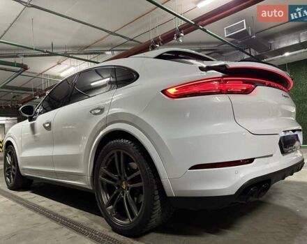 Белый Порше Cayenne Coupe, объемом двигателя 3 л и пробегом 155 тыс. км за 59900 $, фото 10 на Automoto.ua