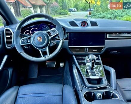 Белый Порше Cayenne Coupe, объемом двигателя 2.89 л и пробегом 80 тыс. км за 87000 $, фото 37 на Automoto.ua